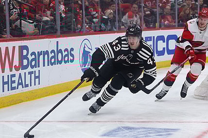 NHL: Carolina Hurricanes at New Jersey Devils