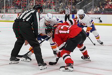 NHL: New York Islanders at New Jersey Devils
