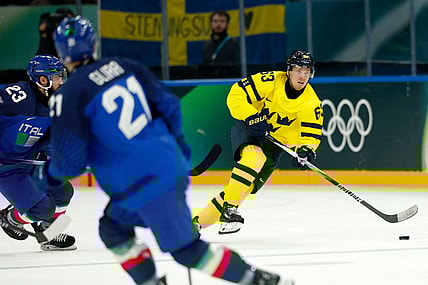 Olympics: Ice Hockey-Men Group B - SWE-ITA