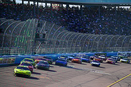 NASCAR: Straight Talk Wireless 500