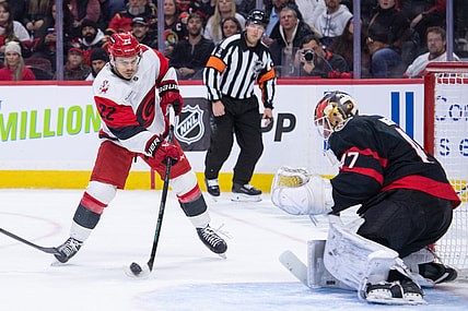 NHL: Carolina Hurricanes at Ottawa Senators