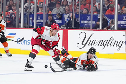 NHL: Carolina Hurricanes at Philadelphia Flyers