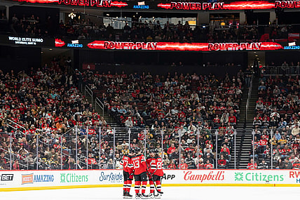 NHL: Pittsburgh Penguins at New Jersey Devils