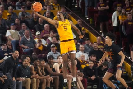 ASU Sun Devil guard Jamiya Neal (5) reaches out to save a ball from out of bounds against the USC Trojans at Desert Financial Arena in Tempe on Jan. 21, 2023.

Basketball Usc Asu Usc At Arizona State