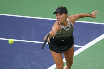 Jessica Pegula reaches for a shot during her match against Petra Kvitova at the BNP Paribas Open in Indian Wells, Calif., March 14, 2023.

Bnp Tuesday 5