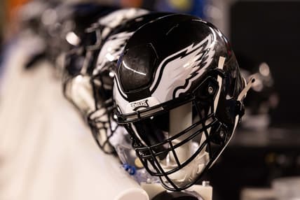 Philadelphia Eagles sign Bradley Roby