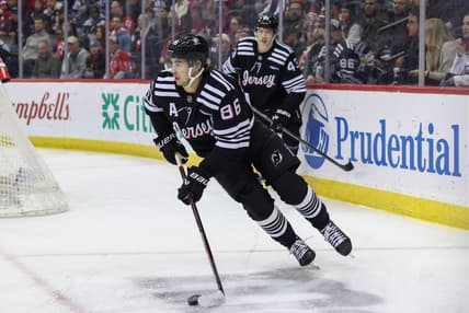 NHL: Carolina Hurricanes at New Jersey Devils
