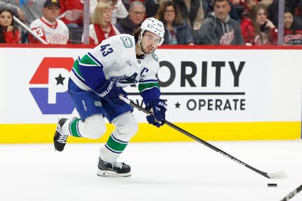 NHL: Vancouver Canucks at Detroit Red Wings