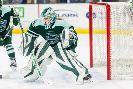 Boston Fleet goalie Aerin Frankel shuts out the Vancouver Goldeneyes.