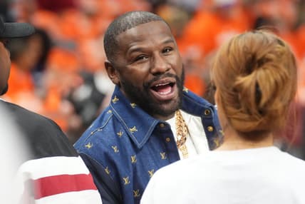 Floyd Mayweather Jr. sits courtside as the Phoenix Mercury play the Las Vegas Aces during Game 3 of the WNBA Finals at Mortgage