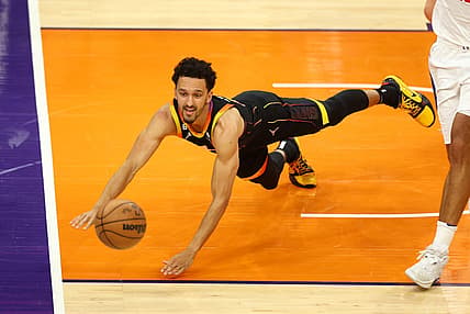 Apr 25, 2023; Phoenix, Arizona, USA; Phoenix Suns guard Landry Shamet dives for a loose ball against the Los Angeles Clippers during the second half in game five of the 2023 NBA playoffs at Footprint Center. Mandatory Credit: Mark J. Rebilas-USA TODAY Sports