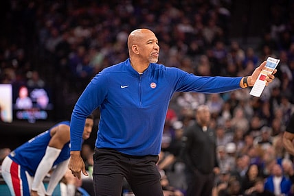 Feb 7, 2024; Sacramento, California, USA; Detroit Pistons head coach Monty Williams calls out to his team during the first quarter against the Sacramento Kings at Golden 1 Center. Mandatory Credit: Ed Szczepanski-USA TODAY Sports