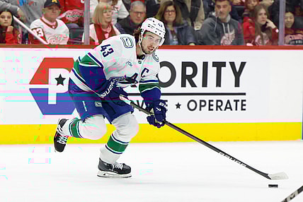 NHL: Vancouver Canucks at Detroit Red Wings