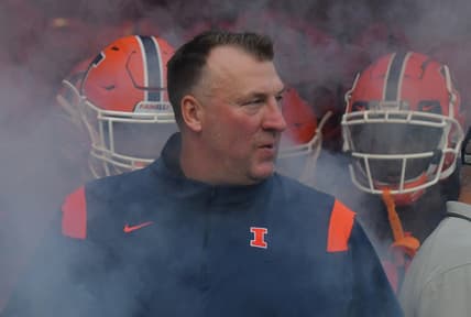 Sep 4, 2021; Champaign, Illinois, USA;  Illinois Fighting Illini head coach Bret Bielema enters the field with his team before the start of Saturday   s game with the UTSA Roadrunners at Memorial Stadium. Mandatory Credit: Ron Johnson-USA TODAY Sports