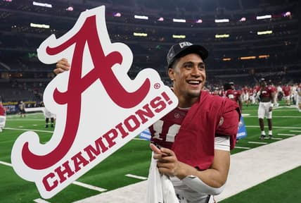 Alabama linebacker Henry To'o To'o (10) enjoys the victory after the 2021 College Football Playoff Semifinal game at the 86th Cotton Bowl in AT&T Stadium in Arlington, Texas Friday, Dec. 31, 2021. Alabama defeated Cincinnati 27-6 to advance to the national championship game. [Staff Photo/Gary Cosby Jr.]

College Football Playoffs Alabama Vs Cincinnati
