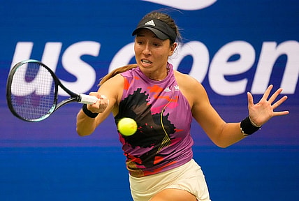 Sept 5, 2022; Flushing, NY, USA;  Jessica Pegula of the USA hits to Petra Kvitova of the Czech Republic on day eight of the 2022 U.S. Open tennis tournament at USTA Billie Jean King National Tennis Center. Mandatory Credit: Robert Deutsch-USA TODAY Sports