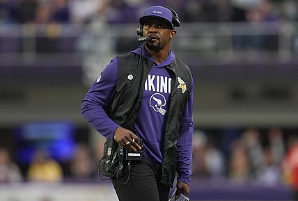 Minnesota Vikings, Brian Flores