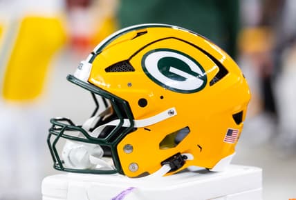 Green Bay Packers, Jadeveon Clowney