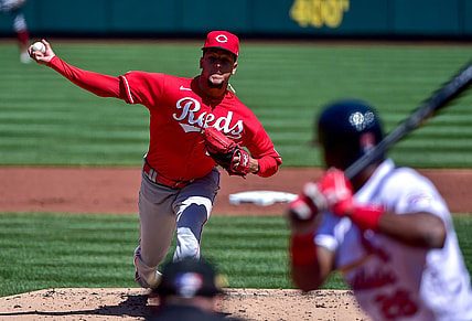 Apr 25, 2021; St. Louis, Missouri, USA;  Cincinnati Reds starting pitcher Luis Castillo (58) pitches to St. Louis Cardinals right fielder Justin Williams (26) during the second inning at Busch Stadium. Mandatory Credit: Jeff Curry-USA TODAY Sports