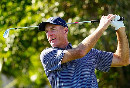 Nov 13, 2022; Phoenix, AZ, USA; Jim Furyk plays his tee shot on the second hole during the final round of the Charles Schwab Cup Championship at Phoenix Country Club. Mandatory Credit: Rob Schumacher/Arizona Republic-USA TODAY NETWORK