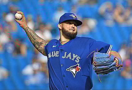 Oct 2, 2021; Toronto, Ontario, CAN;   Toronto Blue Jays starting pitcher Alek Manoah (6) delivers a pitch against Baltimore Orioles in the first inning at Rogers Centre. Mandatory Credit: Dan Hamilton-USA TODAY Sports