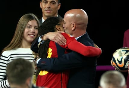 Aug 20, 2023; Sydney, AUSTRALIA;   Spanish football federation president Luis Rubiales congratulates Salma Paralluelo following the FIFA Women's World Cup final match against England at Stadium Australia, Sydney. Mandatory Credit: Isabel Infantes/Sipa USA via USA TODAY Sports