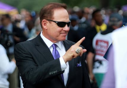 Les Miles allegations