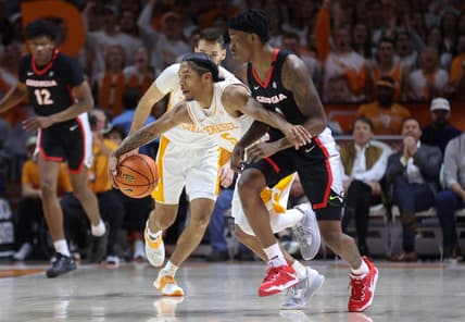 Jan 25, 2023; Knoxville, Tennessee, USA; Tennessee Volunteers guard Zakai Zeigler (5) steals the ball against the Georgia Bulldogs during the first half at Thompson-Boling Arena. Mandatory Credit: Randy Sartin-USA TODAY Sports