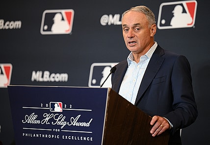 MLB