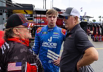 NASCAR Xfinity: United Rentals 300 Qualifying