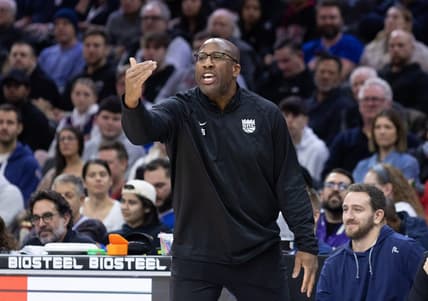 Dec 13, 2022; Philadelphia, Pennsylvania, USA; Sacramento Kings head coach Mike Brown reacts during the third quarter against the Philadelphia 76ers at Wells Fargo Center. Mandatory Credit: Bill Streicher-USA TODAY Sports