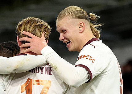 Soccer Football - FA Cup - Fifth Round - Luton Town v Manchester City - Kenilworth Road, Luton, Britain - February 27, 2024 Manchester City's Erling Braut Haaland celebrates scoring their third goal with Kevin De Bruyne REUTERS/David Klein