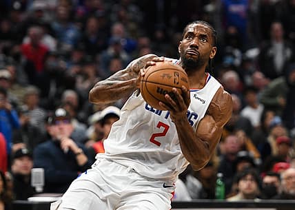 Mar 5, 2023; Los Angeles, California, USA; LA Clippers forward Kawhi Leonard (2) looks towards the basket against Memphis Grizzlies during fourth quarter at Crypto.com Arena. Mandatory Credit: Jonathan Hui-USA TODAY Sports