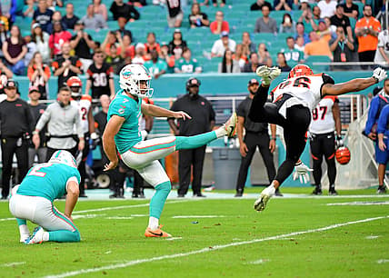 Miami Dolphins announce contract extension for kicker Jason Sanders through 2026
