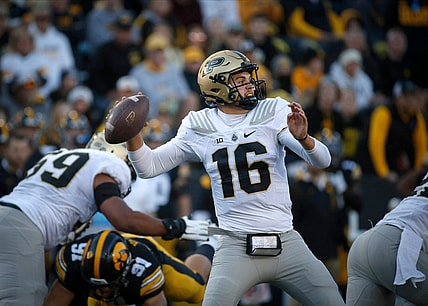 Purdue quarterback Aidan O'Connell fires a pass in the third quarter against No. 2 Iowa on Saturday, Oct. 16, 2021, at Kinnick Stadium in Iowa City.

20211016 Iowafootballvspurdue