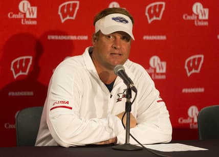 FAU head coach Lane Kiffin