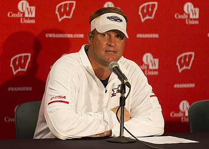 FAU head coach Lane Kiffin