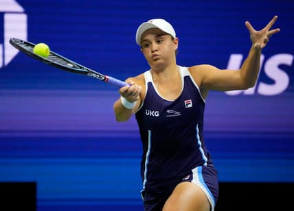 Sep 4, 2021; Flushing, NY, USA; Ashleigh Barty of Australia hits to Shelby Rogers of the USA on day six of the 2021 U.S. Open tennis tournament at USTA Billie Jean King National Tennis Center. Mandatory Credit: Robert Deutsch-USA TODAY Sports