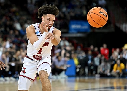 Mar 22, 2024; Spokane, WA, USA; Alabama Crimson Tide guard Mark Sears (1) passes during the second half in the first round of the 2024 NCAA Tournament against the Charleston Cougars at Spokane Veterans Memorial Arena. Mandatory Credit: James Snook-USA TODAY Sports