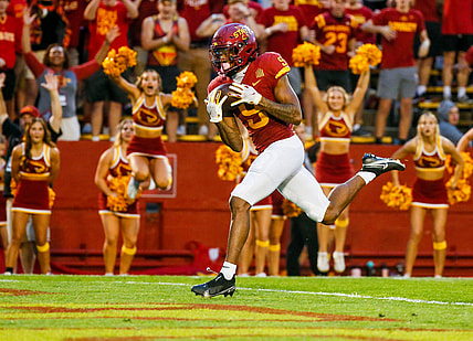 Iowa State Cyclones wide receiver Joe Scates (9) catches a touchdown pass during the first half of the game against Kansas at Jack Trice Stadium in Ames, Saturday, Oct. 2, 2021.

Isu9 Jpg