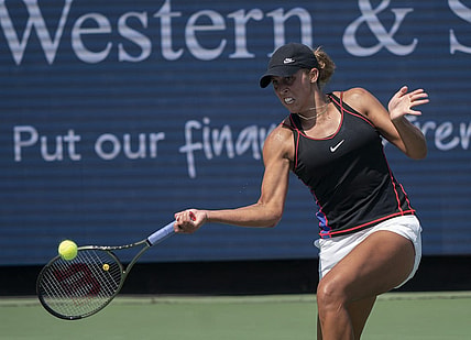 Aug 18, 2022; Cincinnati, OH, USA; Madison Keys (USA) returns a shot during her match against Iga Swiatek (POL) at the Western & Southern Open at the at the Lindner Family Tennis Center. Mandatory Credit: Susan Mullane-USA TODAY Sports