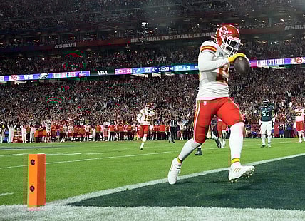 Kansas City Chiefs wide receiver Kadarius Toney (19) scores a touchdown against the Philadelphia Eagles during the fourth quarter in Super Bowl LVII at State Farm Stadium in Glendale on Feb. 12, 2023.

Nfl Super Bowl Lvii Kansas City Chiefs Vs Philadelphia Eagles

Syndication Arizona Republic
