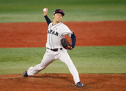 New York Mets, Yankees reportedly expected to be in fierce bidding war for Yoshinobu Yamamoto with 10 MLB teams
