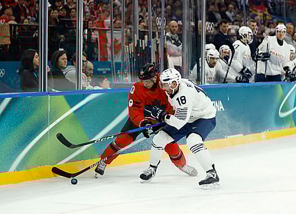 Olympics: Ice Hockey-Men Group A - CAN-FRA