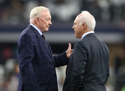 NFL: Philadelphia Eagles at Dallas Cowboys