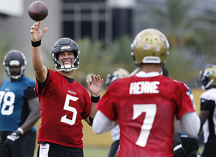 Jaguars quarterbacks Blake Bortles and Chad Henne