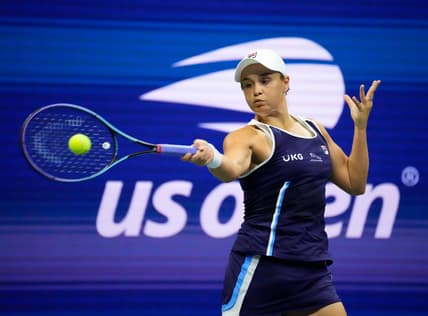 Sep 4, 2021; Flushing, NY, USA; Ashleigh Barty of Australia hits to Shelby Rogers of the USA on day six of the 2021 U.S. Open tennis tournament at USTA Billie Jean King National Tennis Center. Mandatory Credit: Robert Deutsch-USA TODAY Sports