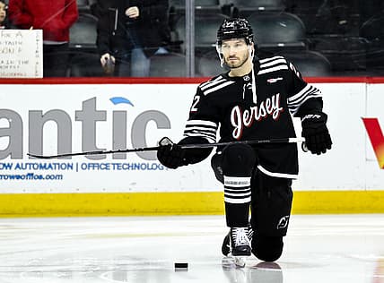 NHL: Pittsburgh Penguins at New Jersey Devils