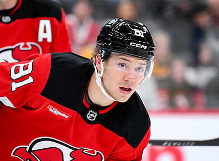 NHL: Pittsburgh Penguins at New Jersey Devils