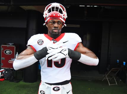 Sep 25, 2021; Nashville, Tennessee, USA; Georgia Bulldogs linebacker Adam Anderson (19) before the game against the Vanderbilt Commodores at Vanderbilt Stadium. Mandatory Credit: Christopher Hanewinckel-USA TODAY Sports